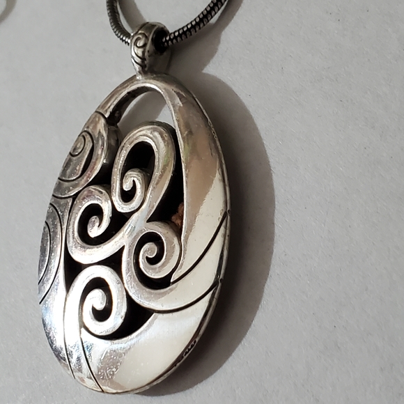 Brighton Mingle Scroll reversible necklace silver snake chain 18" - Picture 9 of 12